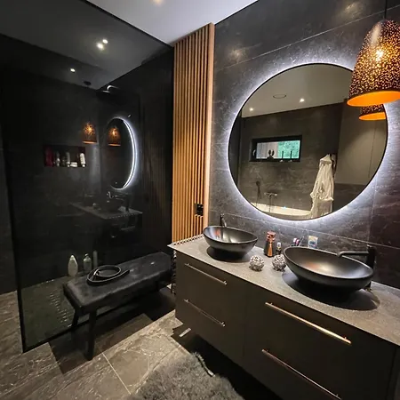 Luxury In Vila Lyngdal